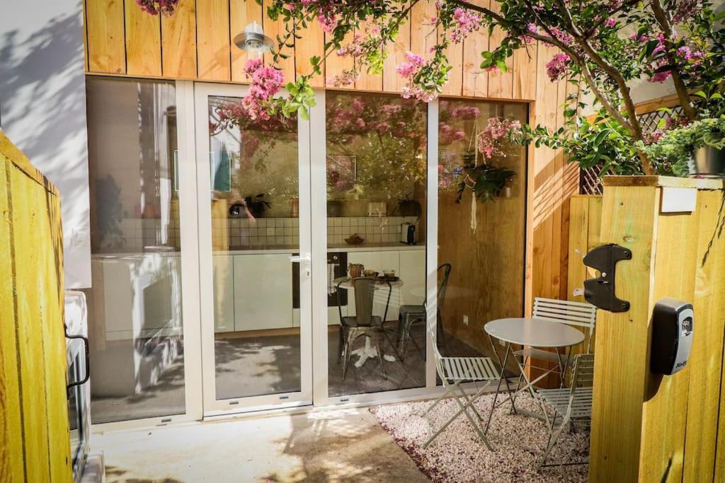 Vivien Durand - Boutique Aparthotel Au Coeur De Burdeos Exterior foto