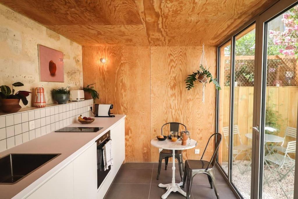 Vivien Durand - Boutique Aparthotel Au Coeur De Burdeos Exterior foto